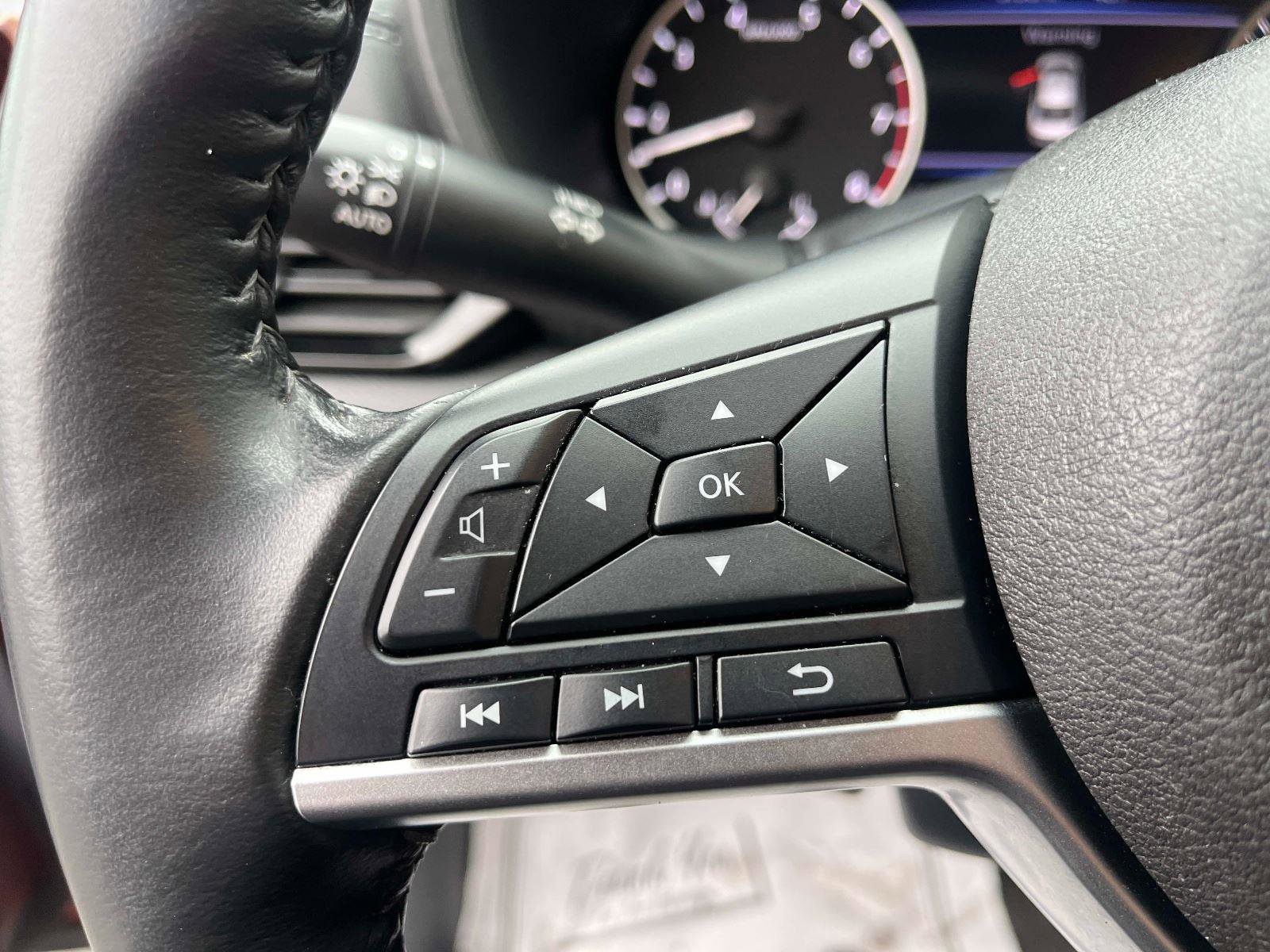 Used 2021 Nissan Sentra SV image 29