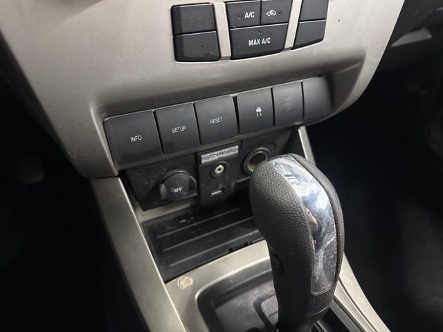 Used 2010 Ford Focus SE image 29