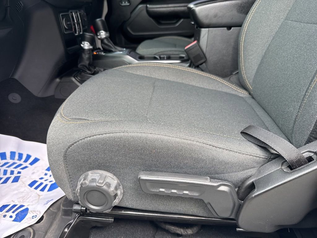 Used 2024 Jeep Wrangler Unlimited w/ Convenience Group image 12