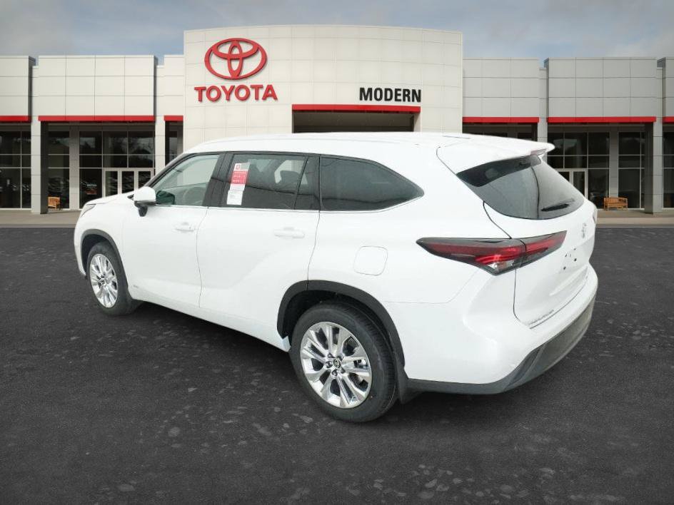 New 2026 Toyota Highlander Limited AWD/4WD image 16