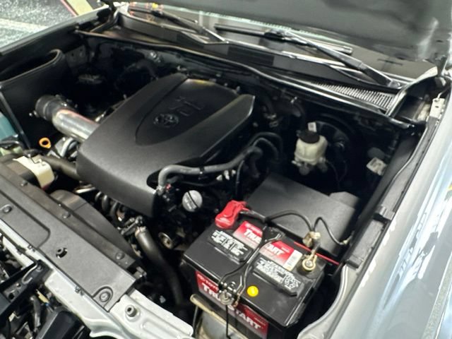 Used 2021 Toyota Tacoma SR5 w/ Technology Package AWD/4WD image 31