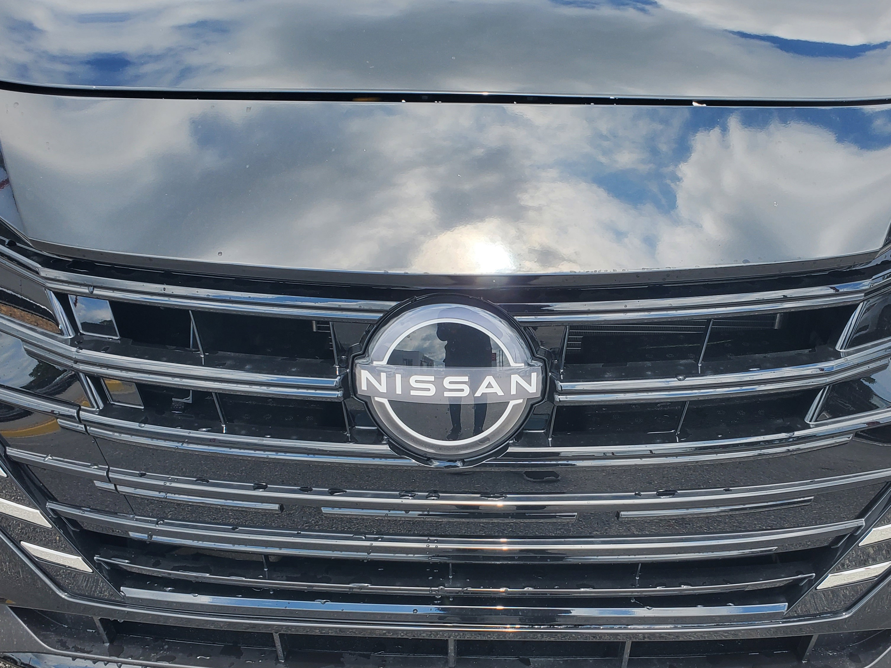 New 2025 Nissan Versa SV w/ Trunk Package image 10