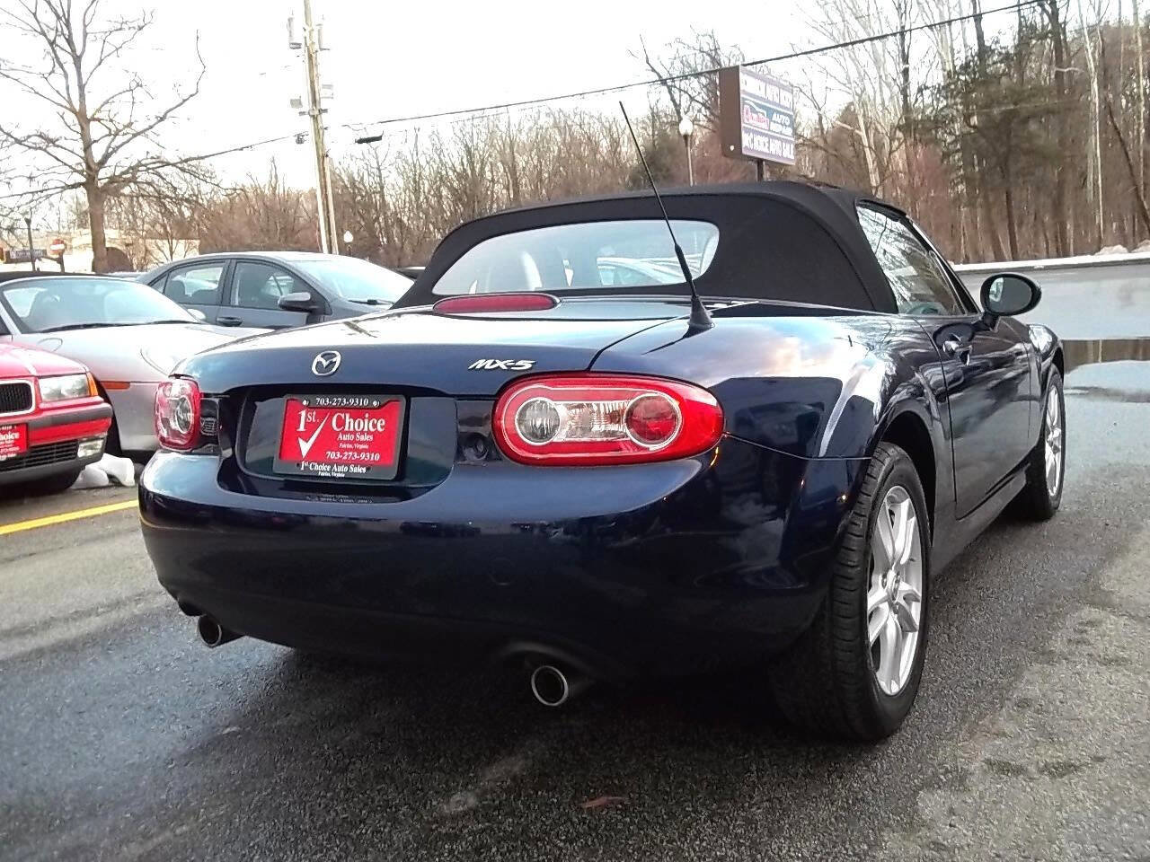 Used 2010 MAZDA MX-5 Miata Sport image 2