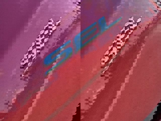 Used 2020 Ford Edge SEL w/ Convenience Package image 11