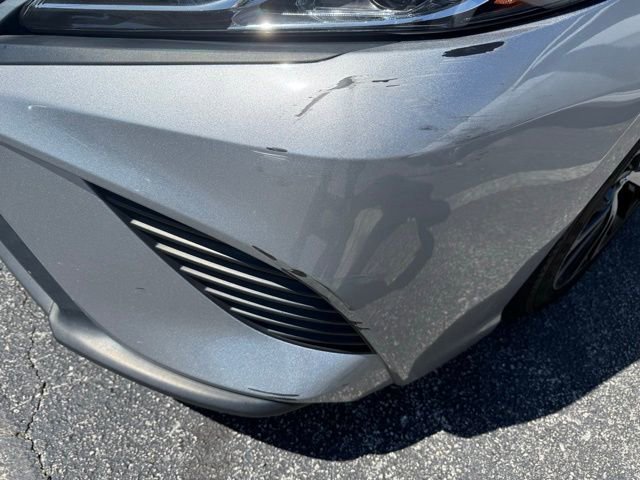 Used 2019 Toyota Camry SE image 2