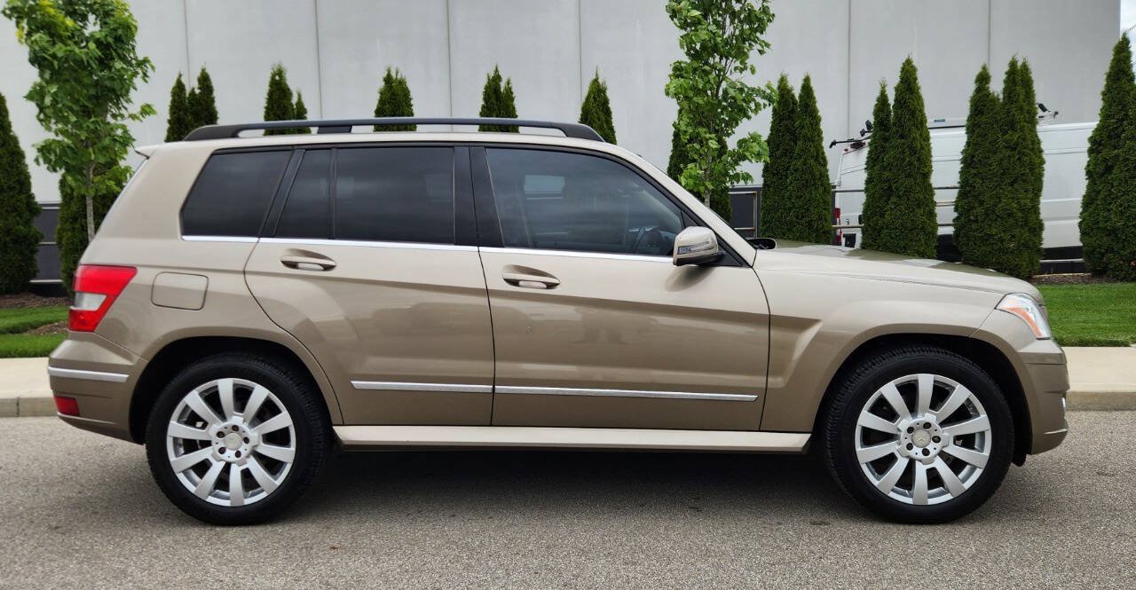 Used 2010 Mercedes-Benz GLK 350 4MATIC image 5