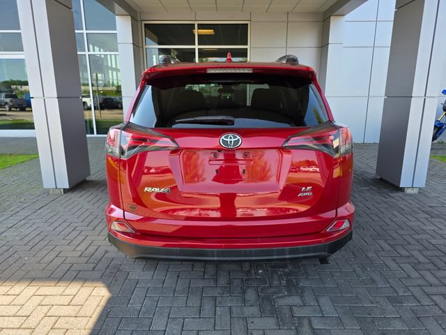 Used 2017 Toyota RAV4 LE w/ Carpet Mat Package AWD/4WD image 3