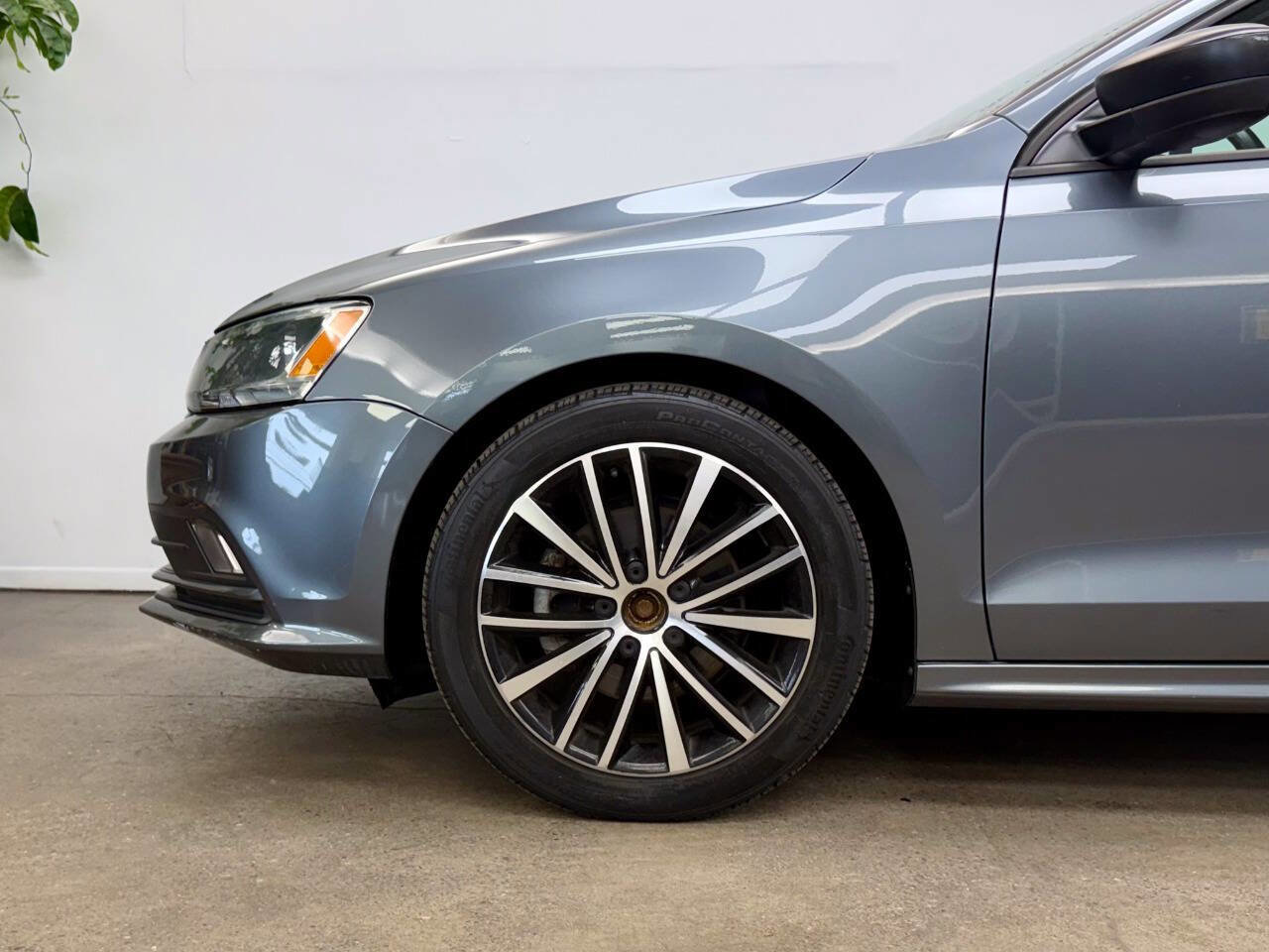 Used 2016 Volkswagen Jetta Sport image 7