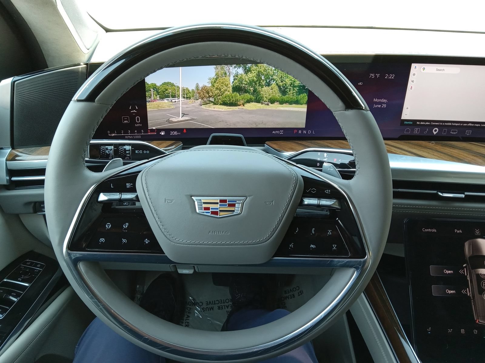 Certified 2026 Cadillac Escalade Platinum Sport AWD/4WD image 13