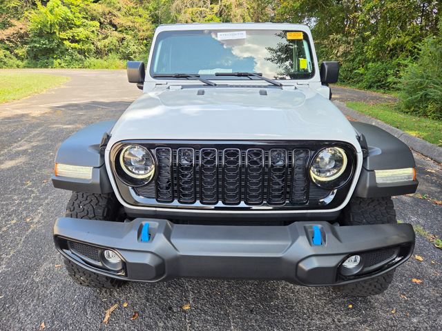 Used 2024 Jeep Wrangler Unlimited AWD/4WD image 2