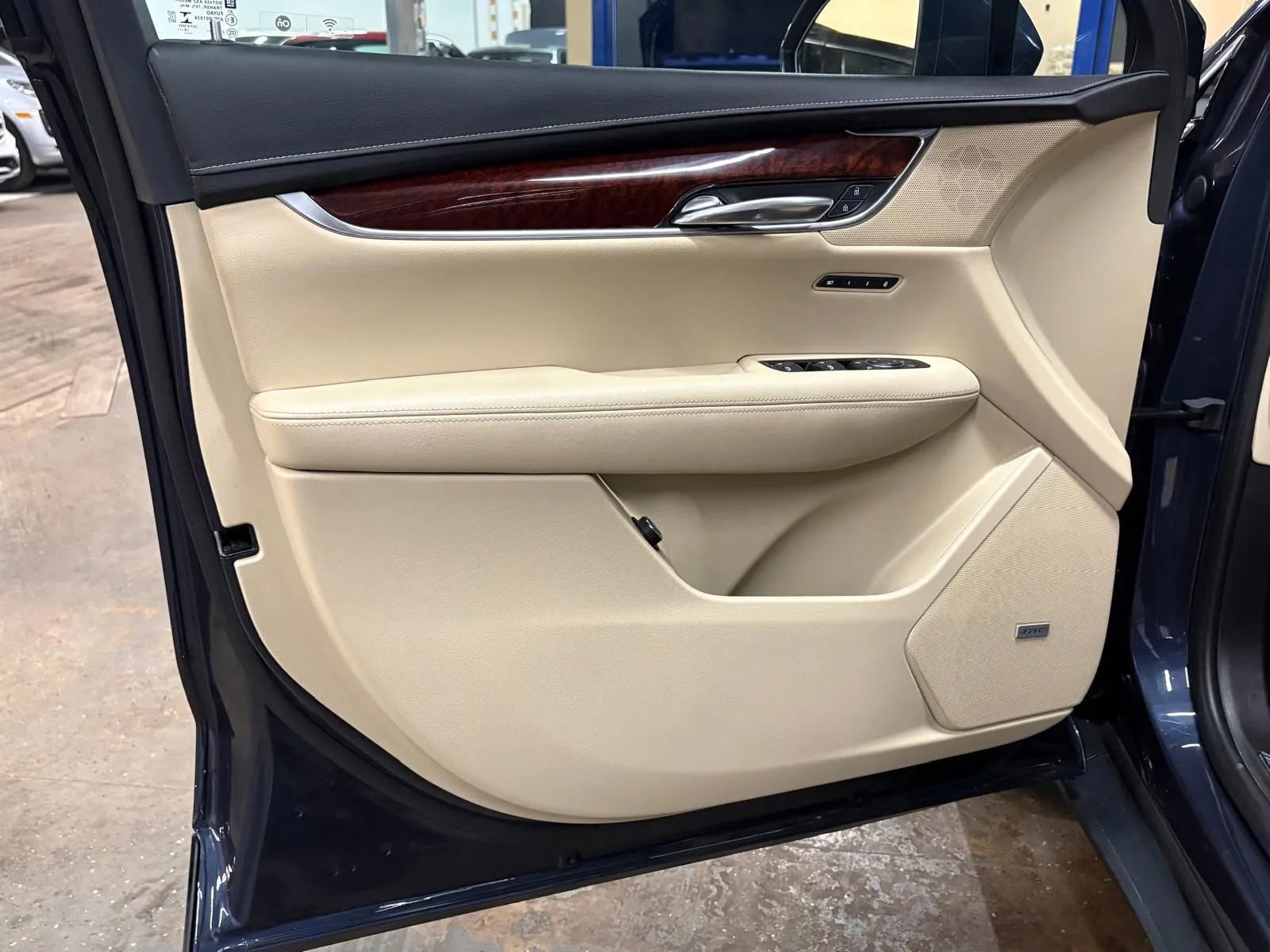 Used 2019 Cadillac XT5 Luxury image 25