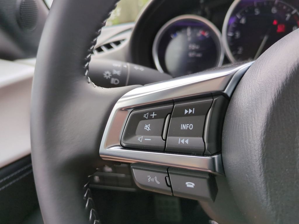 New 2026 MAZDA MX-5 Miata Club w/ Interior Package RWD image 22