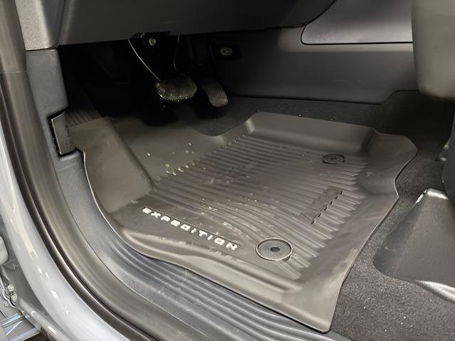 New 2026 Ford Expedition Active AWD/4WD image 31