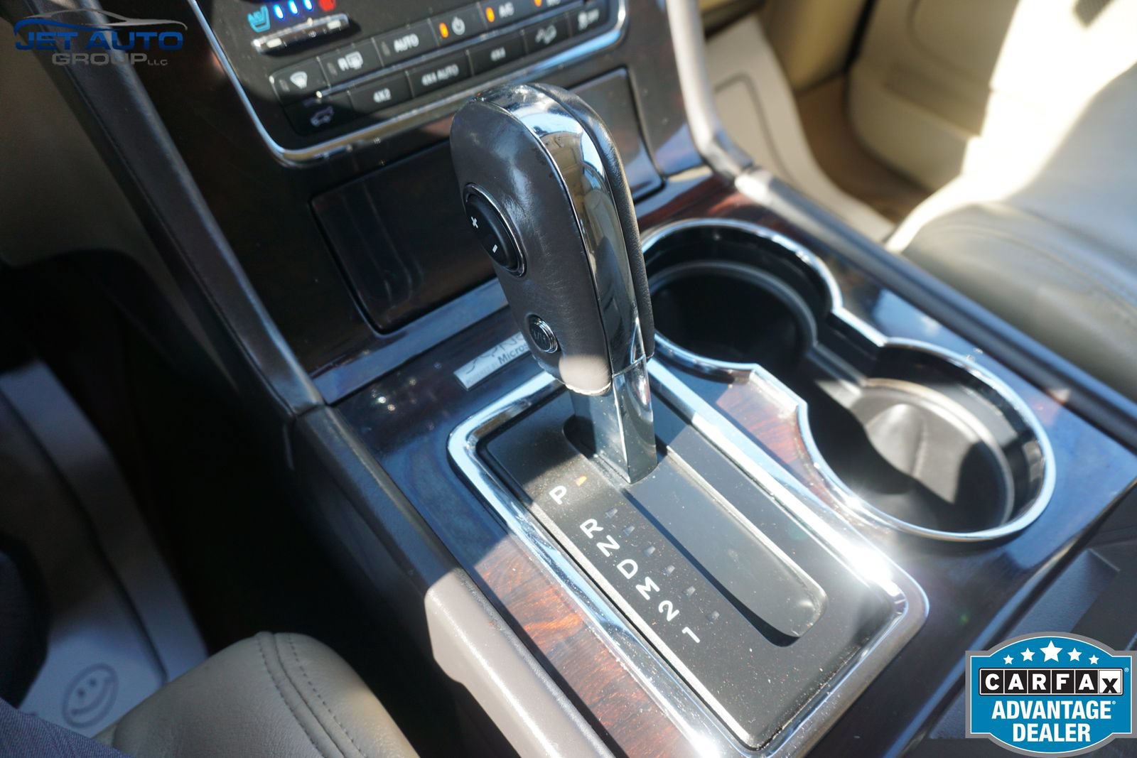 Used 2015 Lincoln Navigator 4WD w/ Equipment Group 101A Reserve image 40