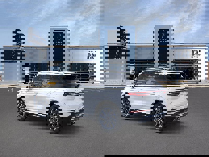 New 2026 Lincoln Corsair Premiere image 4