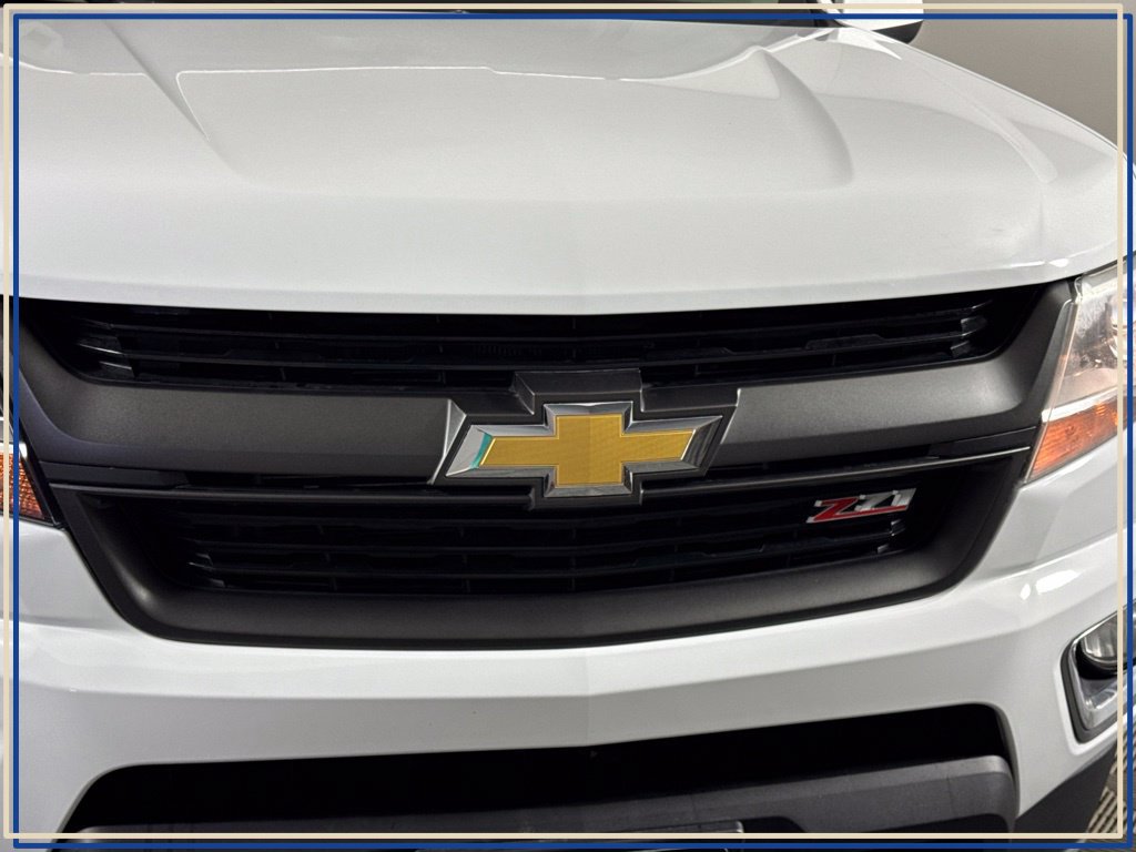 Used 2017 Chevrolet Colorado Z71 AWD/4WD image 4