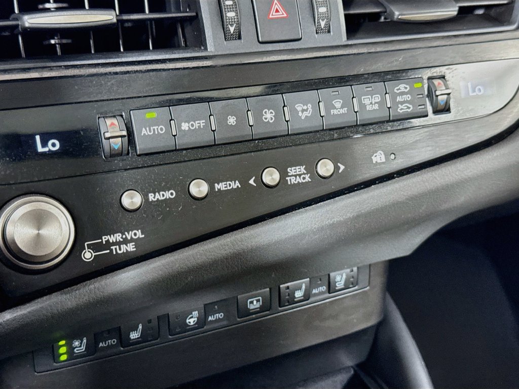 Certified 2024 Lexus ES 300h Ultra Luxury w/ Accessory Package (Z2) FWD image 16