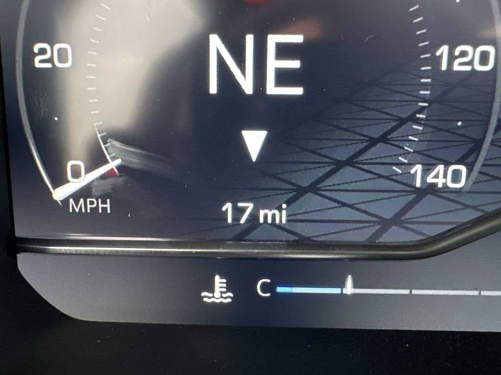 New 2025 GMC Sierra 3500 SLT image 9