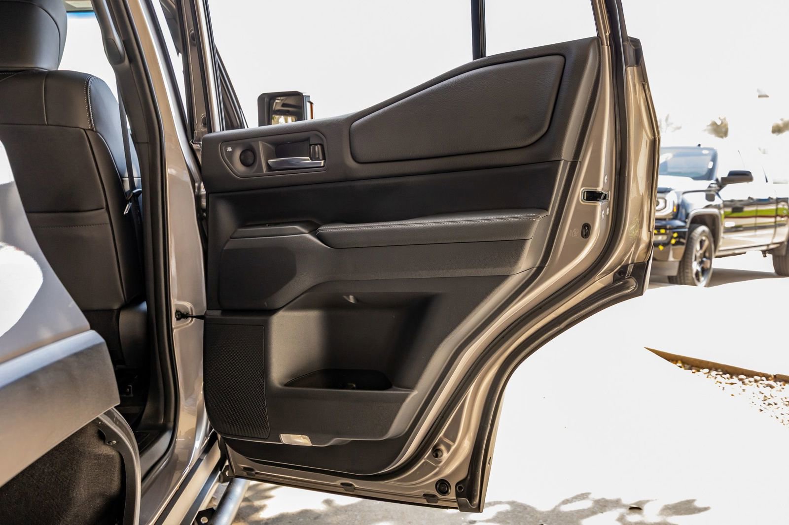 Used 2025 Toyota Land Cruiser w/ Premium Package image 39