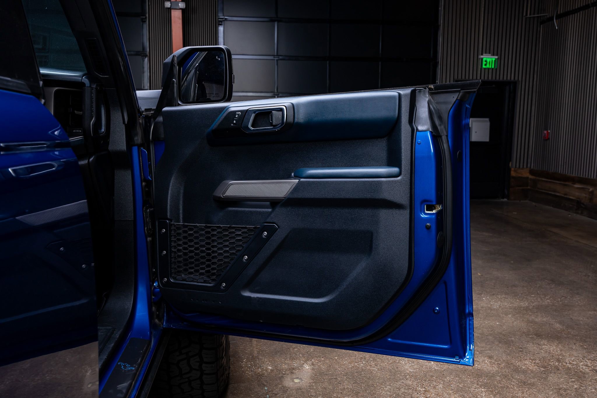 Used 2021 Ford Bronco First Edition AWD/4WD image 35