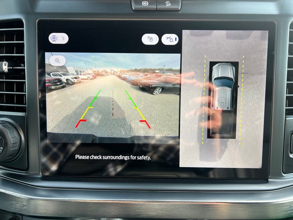 Used 2025 Ford F350 Lariat w/ Lariat Ultimate Package image 30