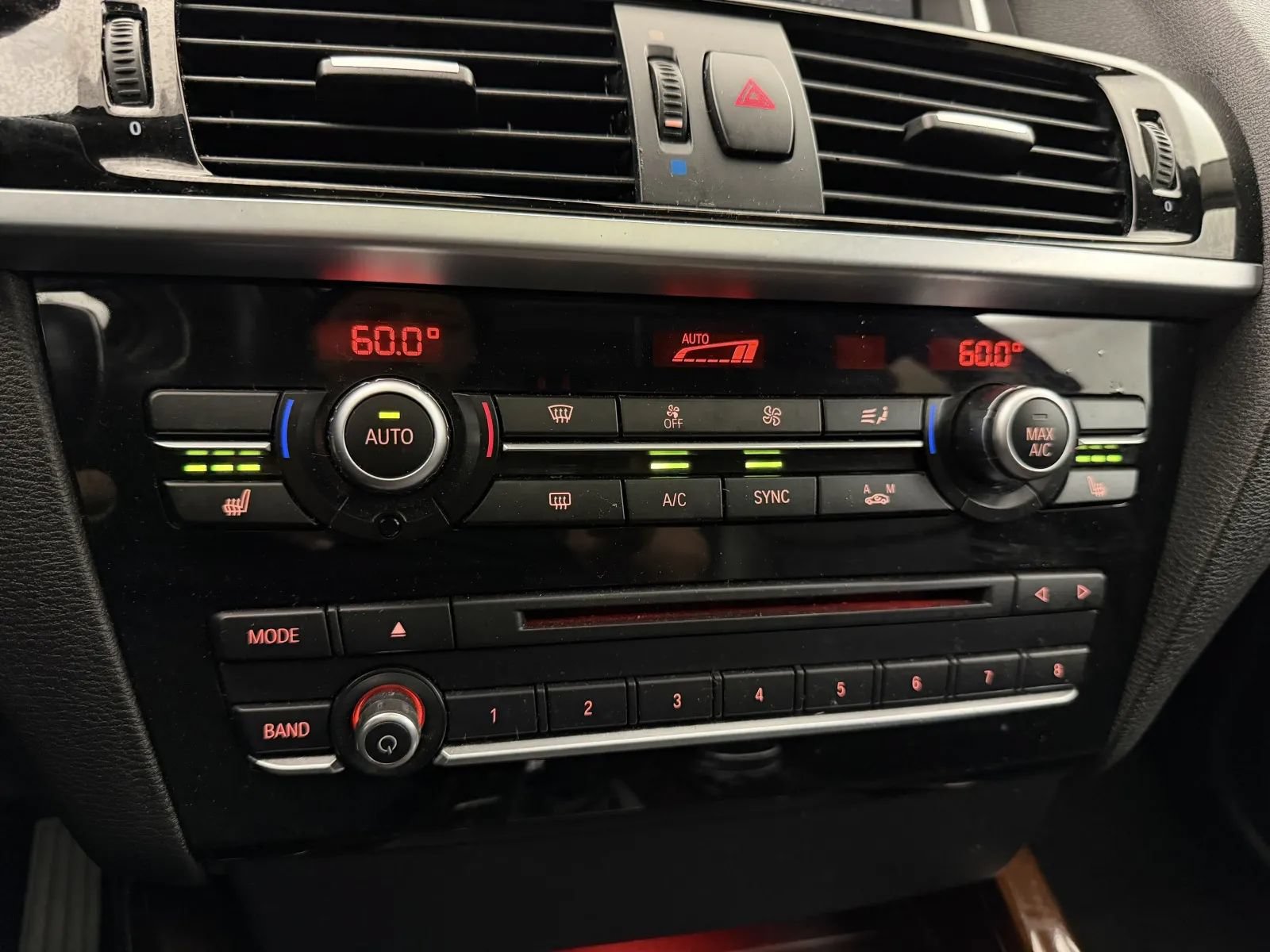 Used 2016 BMW X4 xDrive28i AWD/4WD image 26
