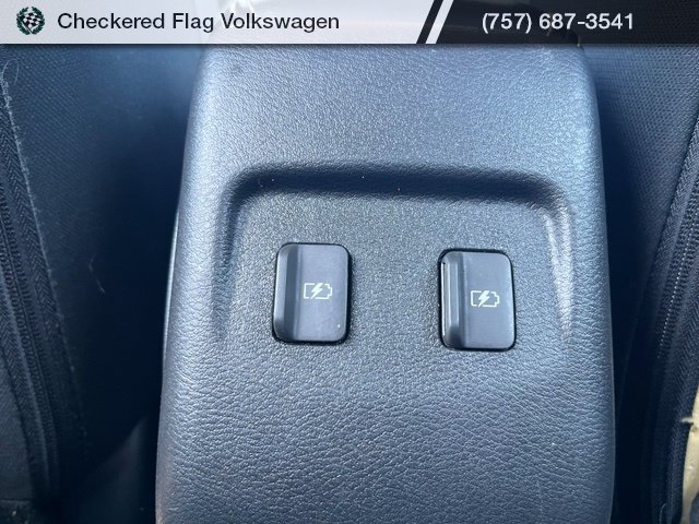 Used 2024 Nissan Kicks SV FWD image 26