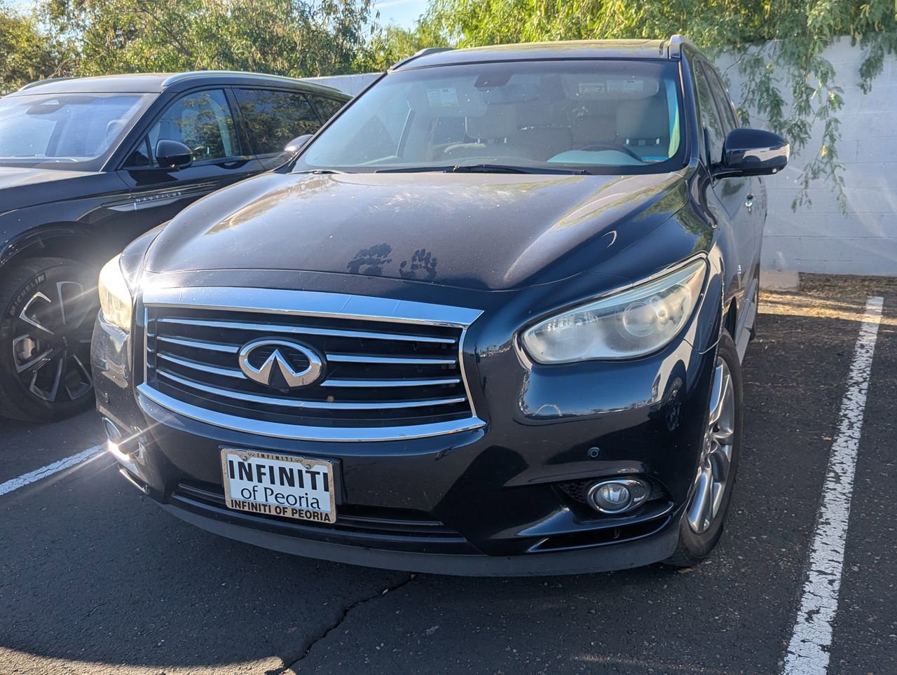 Used 2015 INFINITI QX60 AWD w/ Deluxe Touring Package image 1