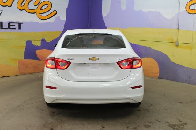 Used 2018 Chevrolet Cruze LT FWD image 7