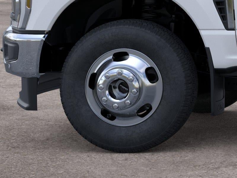 New 2026 Ford F350 Lariat AWD/4WD image 19
