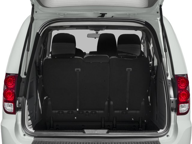 Certified 2017 Dodge Grand Caravan SXT FWD image 12
