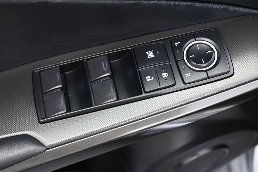 Used 2023 Lexus IS 350 F Sport RWD image 4