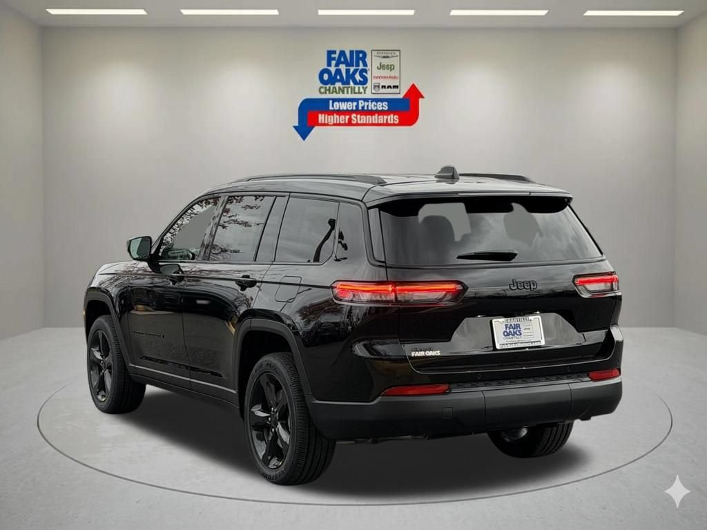 New 2025 Jeep Grand Cherokee L Laredo AWD/4WD image 9