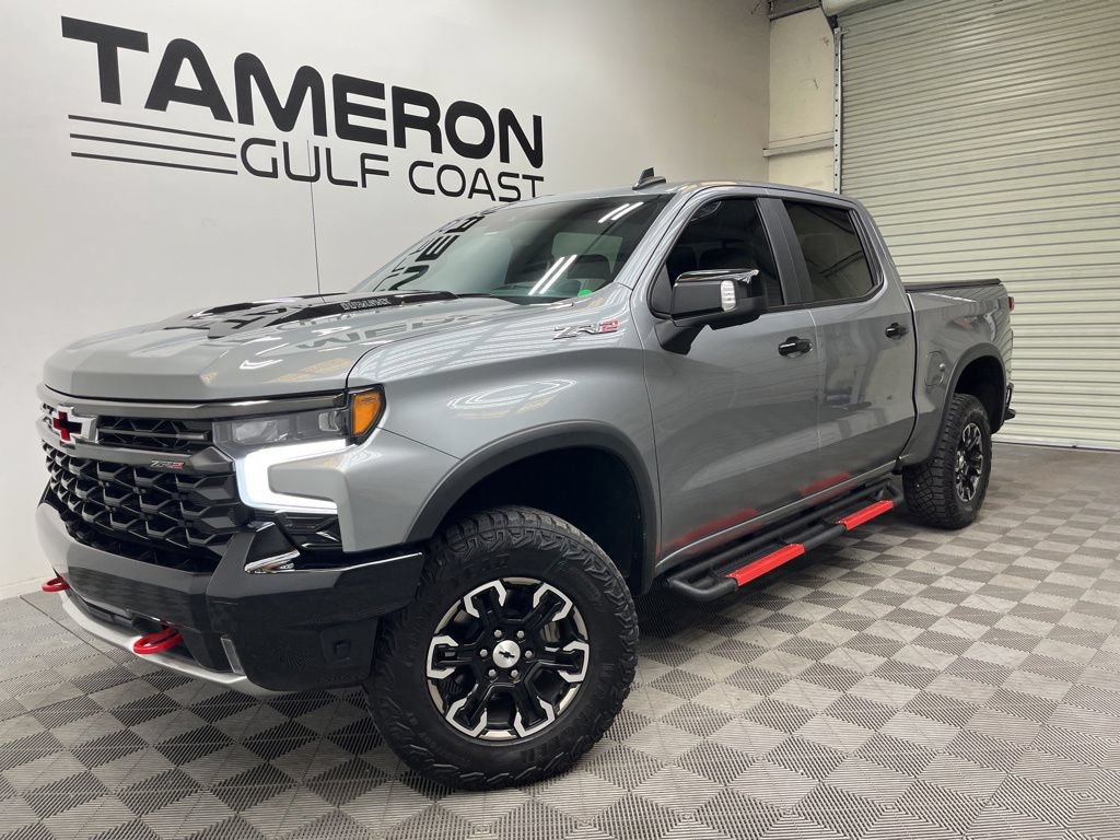 Used 2024 Chevrolet Silverado 1500 ZR2 w/ Technology Package AWD/4WD image 2