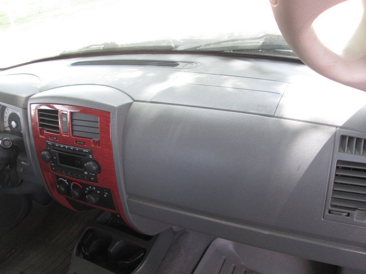 Used 2005 Dodge Dakota SLT AWD/4WD image 27