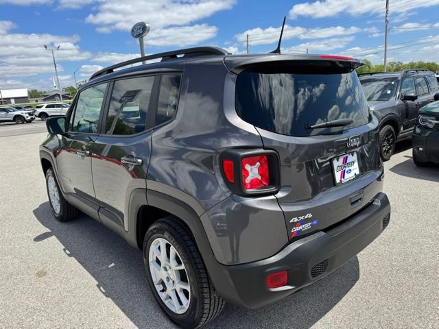 Used 2019 Jeep Renegade Latitude w/ Cold Weather Group AWD/4WD image 6