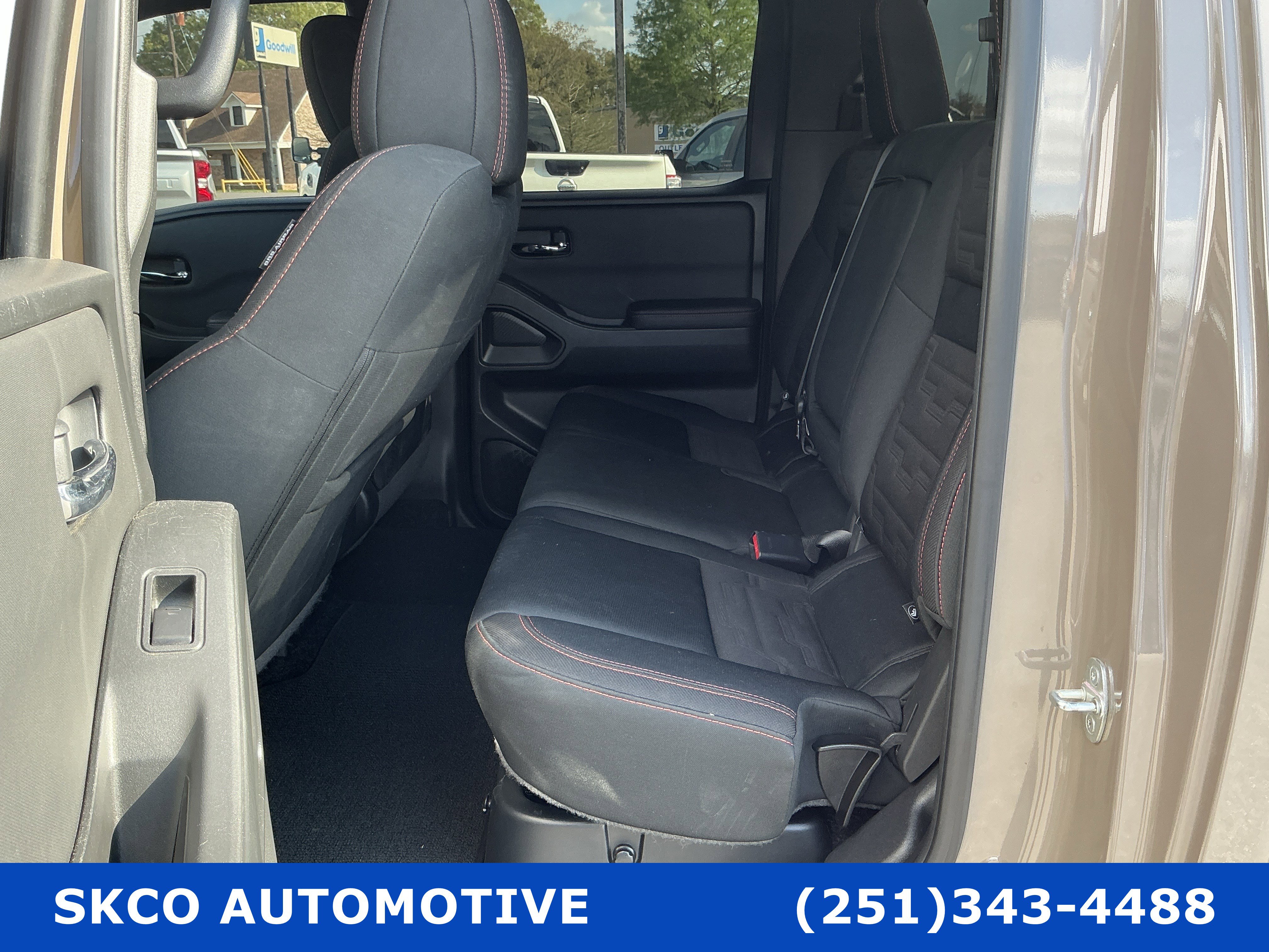 Used 2022 Nissan Frontier Pro-X image 14