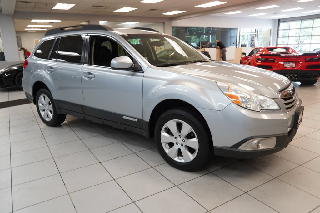 Used 2012 Subaru Outback 2.5i Premium w/ All-Weather Pkg AWD/4WD image 14