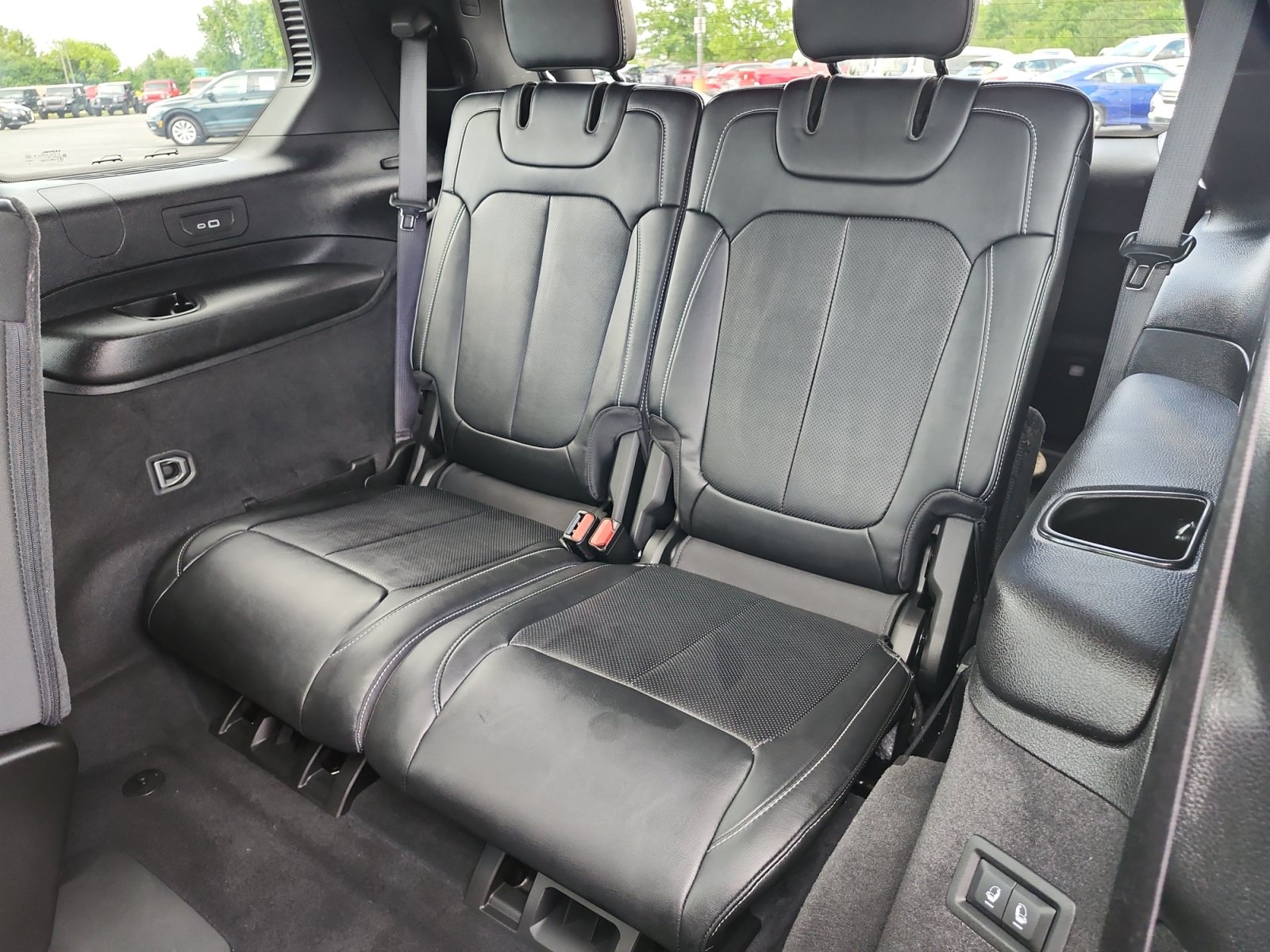 Used 2023 Jeep Grand Cherokee L Overland AWD/4WD image 16
