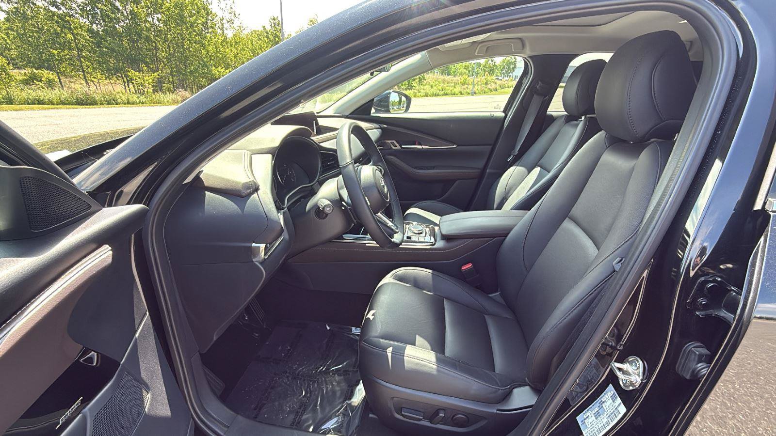 Certified 2025 MAZDA CX-30 AWD 2.5 S w/ Premium Package image 23