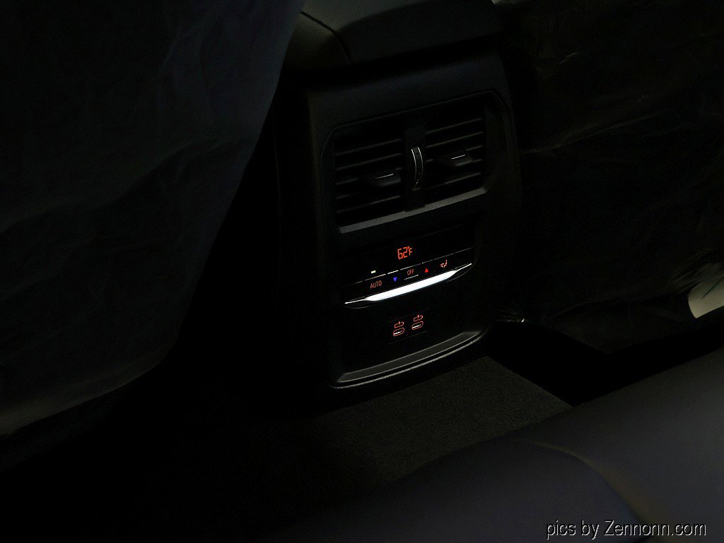 New 2026 BMW 330i xDrive Sedan w/ Premium Package image 14