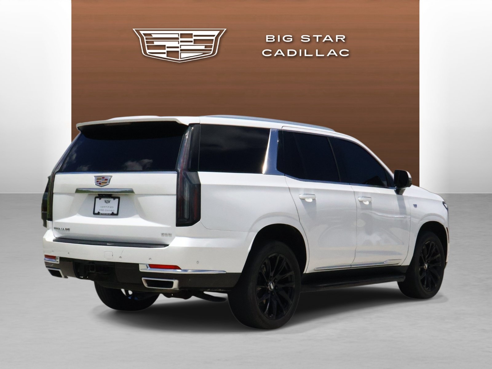 Certified 2025 Cadillac Escalade Premium Luxury RWD image 5