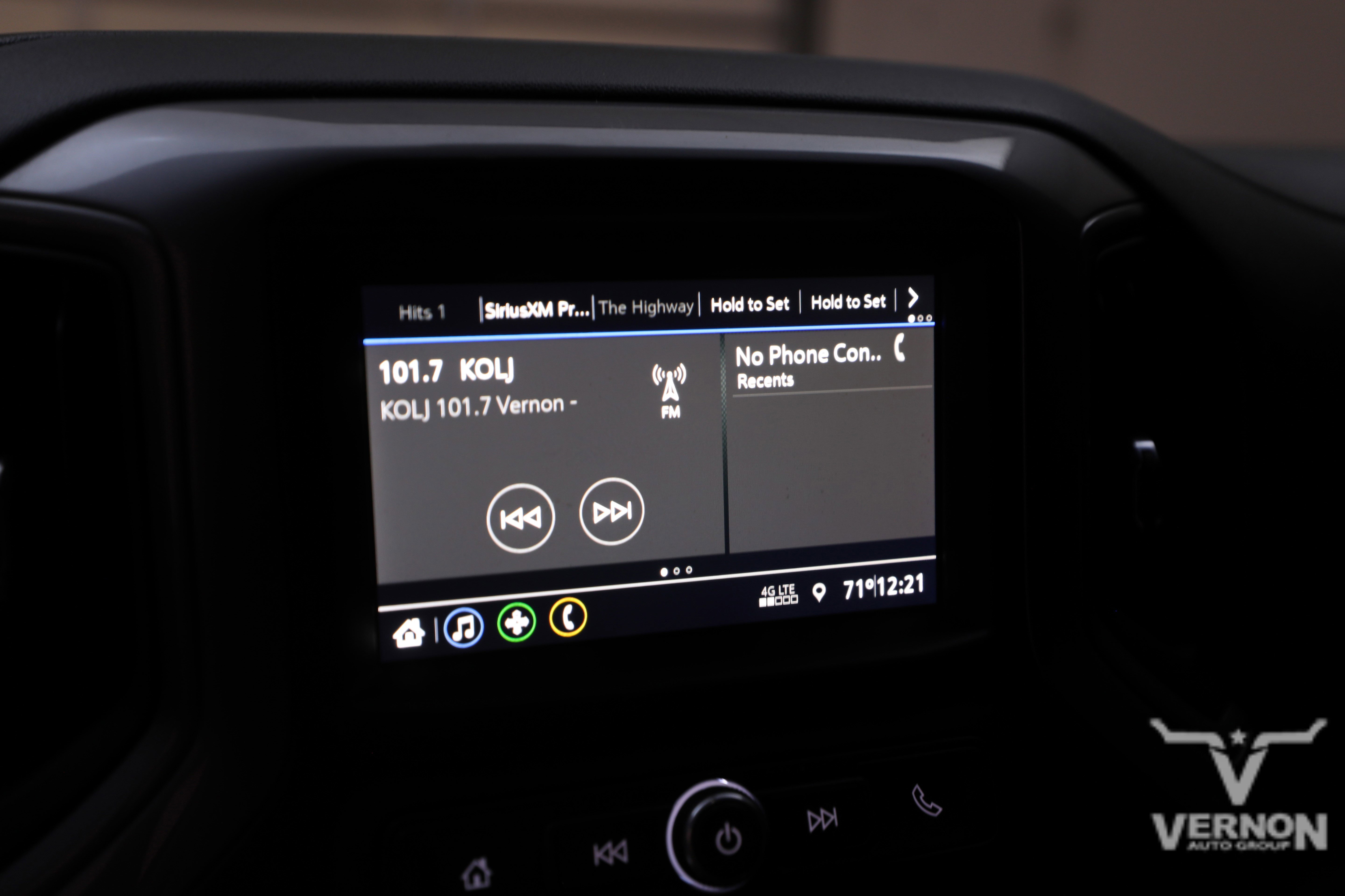 Used 2022 Chevrolet Silverado 1500 Custom Trail Boss w/ LPO, Dark Essentials Package image 25