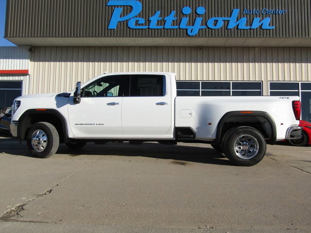 New 2026 GMC Sierra 3500 SLT w/ SLT Convenience Package image 11