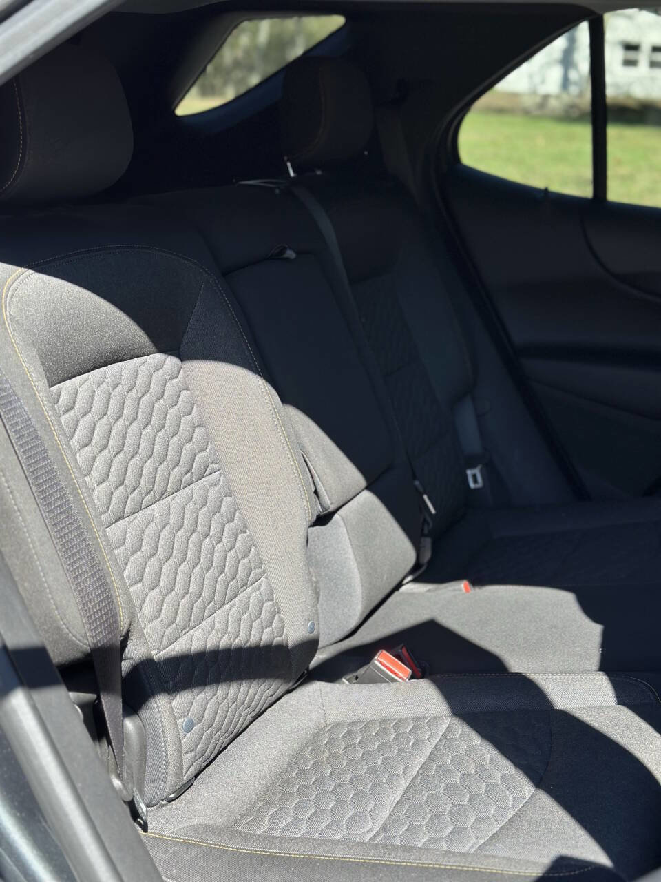 Used 2019 Chevrolet Equinox LT w/ Driver Convenience Package image 16