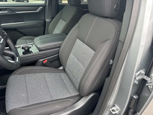 New 2026 GMC Acadia Elevation FWD image 24