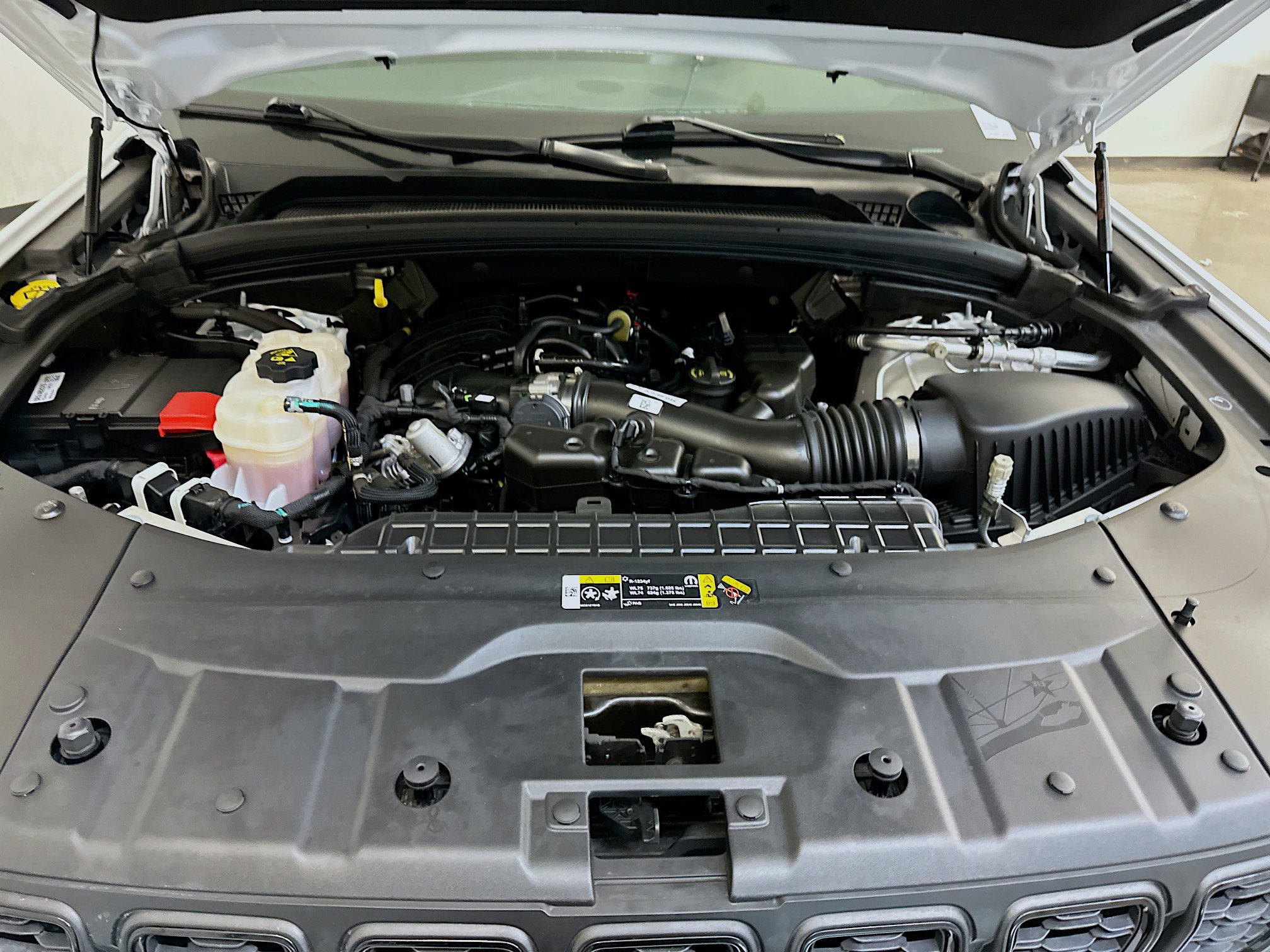 Used 2023 Jeep Grand Cherokee Altitude image 35
