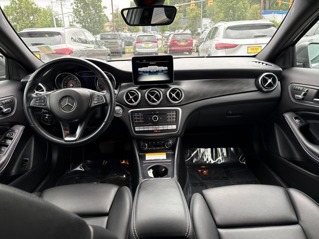 Used 2019 Mercedes-Benz GLA 250 4MATIC image 11