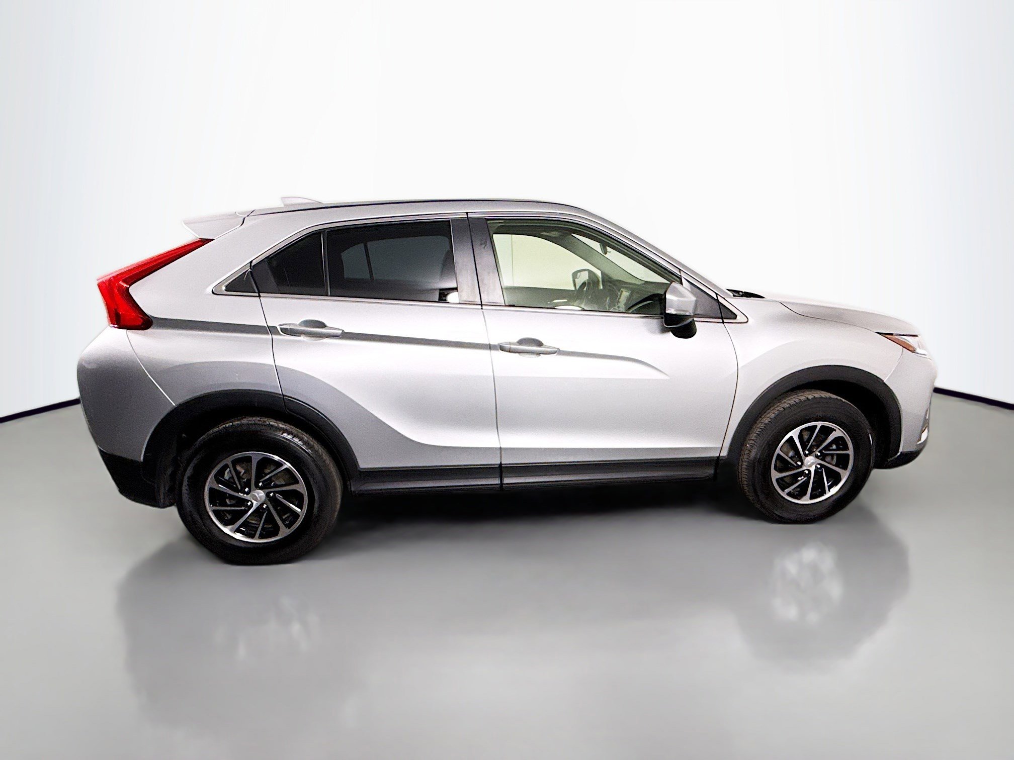 Used 2020 Mitsubishi Eclipse Cross ES image 11