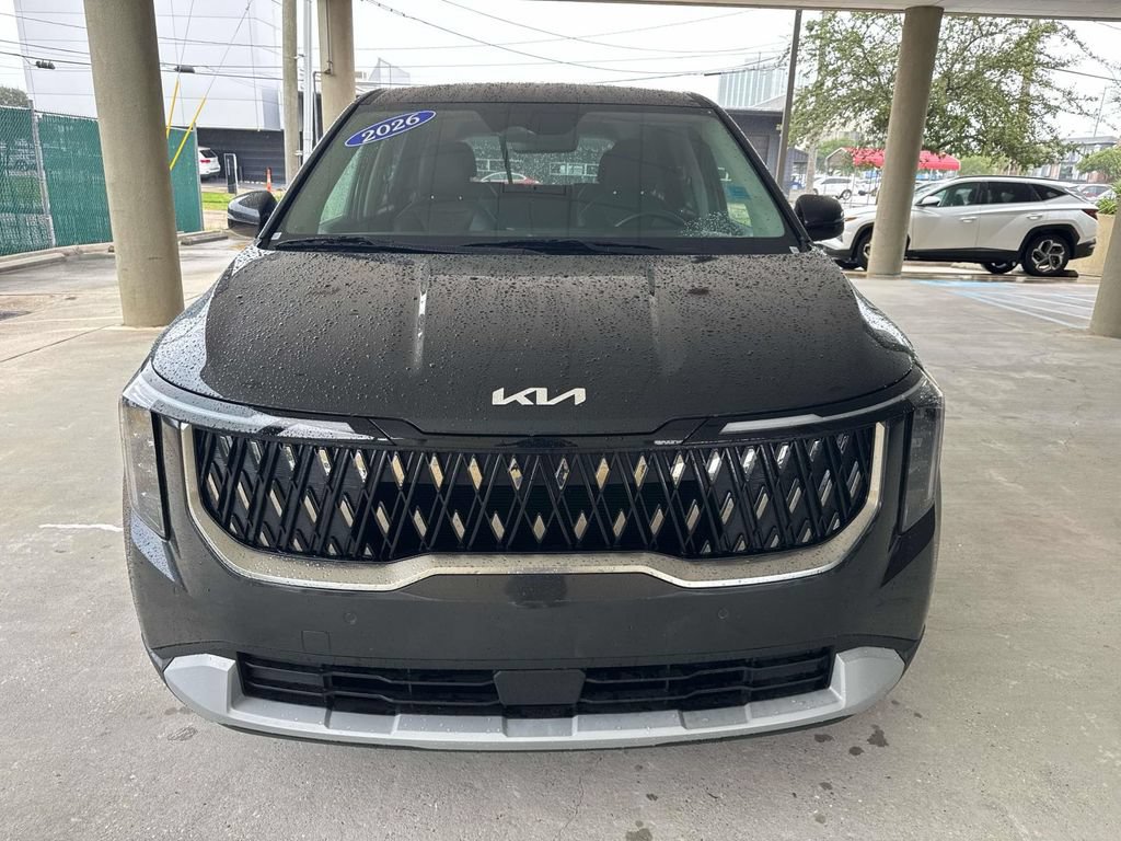 Used 2026 Kia Carnival FWD image 2